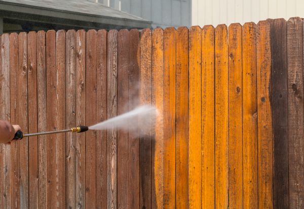 Cost of Fence Power Washing in Manteca