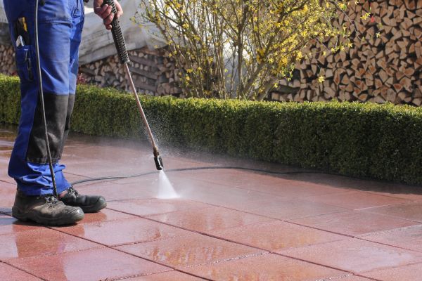 Cost of Driveway Pavers Cleaning in Manteca
