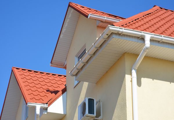 Cost of Soffit Cleaning in Manteca