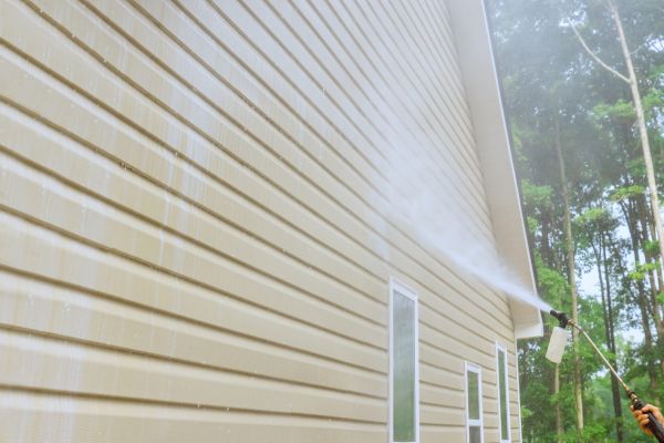 Cost of Home Exterior Washing in Manteca