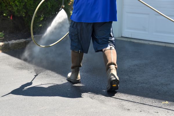 Cost of Asphalt Driveway Cleaning in Manteca