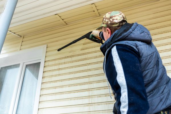 Cost of Vinyl Siding Pressure Cleaning in Manteca