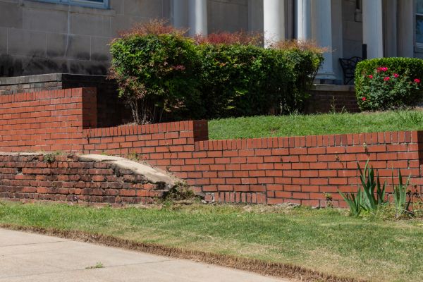 Cost of Retaining Wall Cleaning in Manteca
